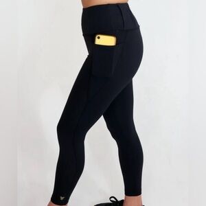 The Gentle Pit Women's Black Leggings with Pocket